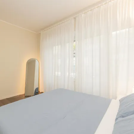 Modern Elegance Center, Porta Nuova *