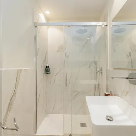 Modern Elegance Center, Porta Nuova * Турин