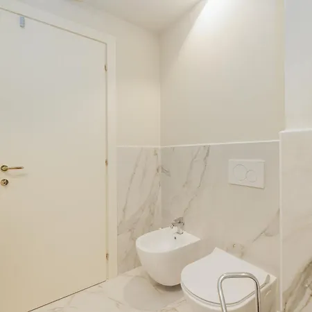 Modern Elegance Center, Porta Nuova * Турин