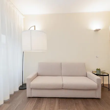 Modern Elegance Center, Porta Nuova