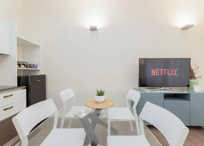 Modern Elegance Center, Porta Nuova *